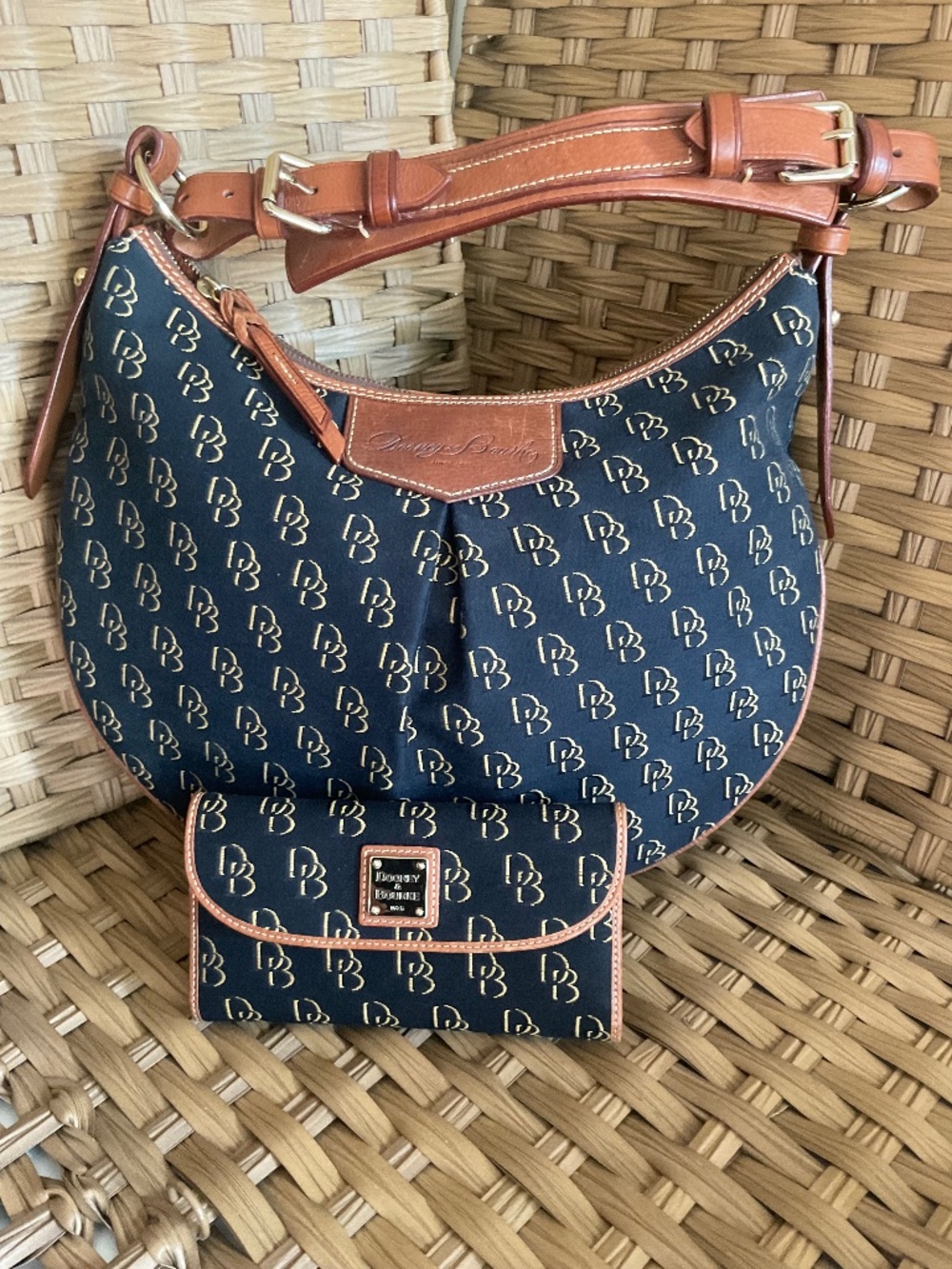 Like new Dooney & Bourke monogram hobo bag with wallet